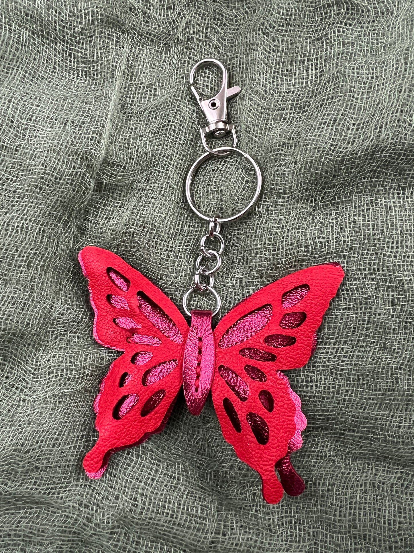 Aethera Vaeli Keychain | Entry No. 2064